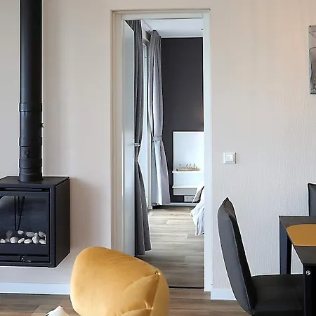 Hausboot Bernstein *