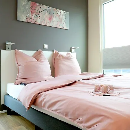 Botel Hausboot Bernstein