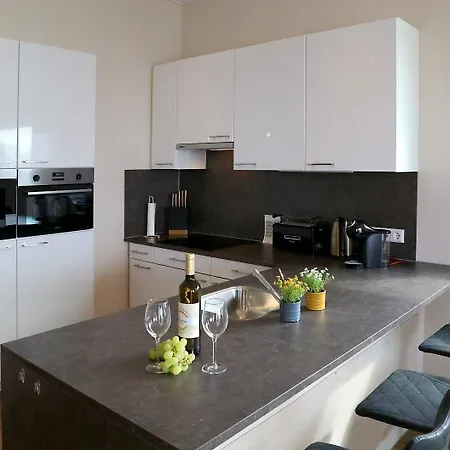 Botel Hausboot Bernstein Ribnitz-Damgarten